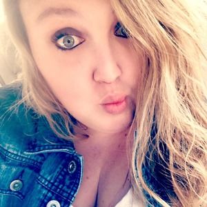 Meet your Posher, Stephany